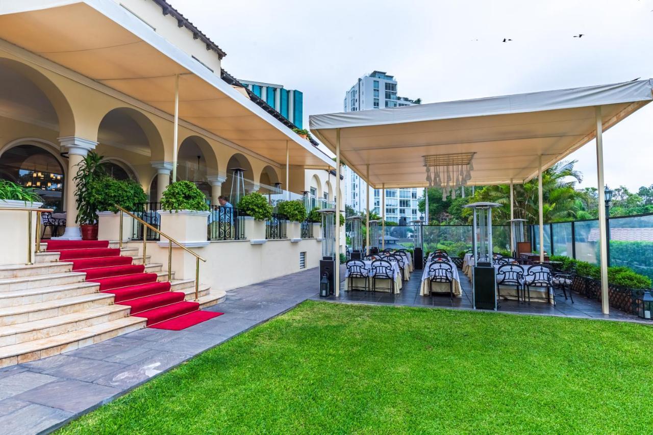 Hotel Country Club - The Leading Of The World