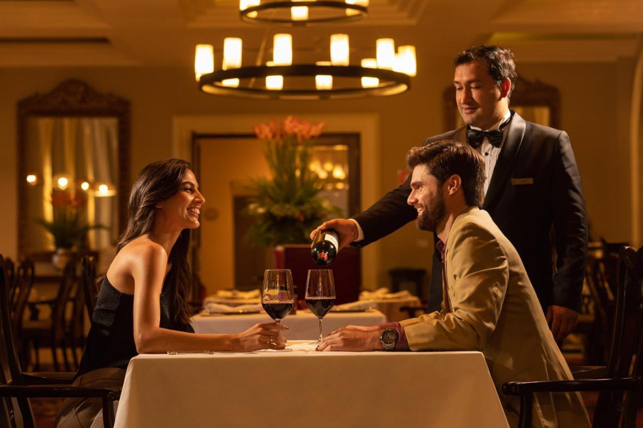 Hotel Country Club - The Leading Of The World 5*